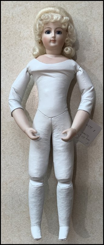 Ellie Doleac doll by Jackie Chimpky